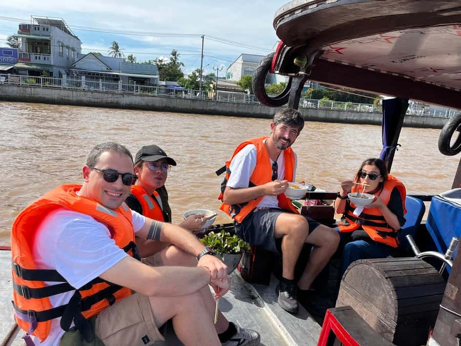1 Day Mekong Tour: Cai Rang Floating Market & MyTho-Ben Tre - Leaving Ho Chi Minh City at 5:00 am