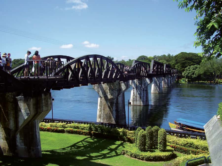 3-Day River Kwai, Floating Market and Erawan Waterfalls - From Bangkok canals to Damnoen Saduak