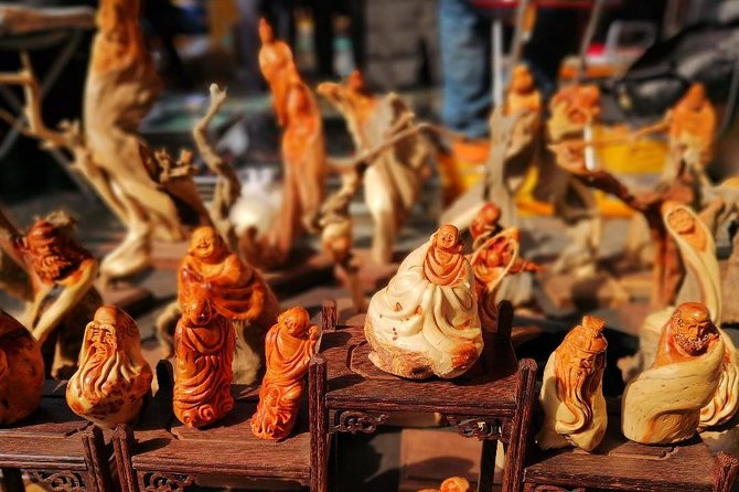 3-Hour Private Shopping Tour at Panjiayuan Market from Beijing - Panjiayuan Market at a glance