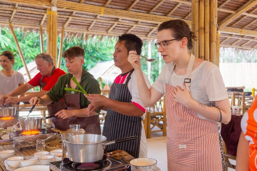 3 hours Khao Lak Cooking Class and Market Visit - Who will enjoy this class most