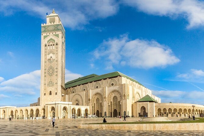 5 am in Casablanca: Mosque, Medina, Beach , Souks , Coffee and more - What makes this Casablanca tour worth considering