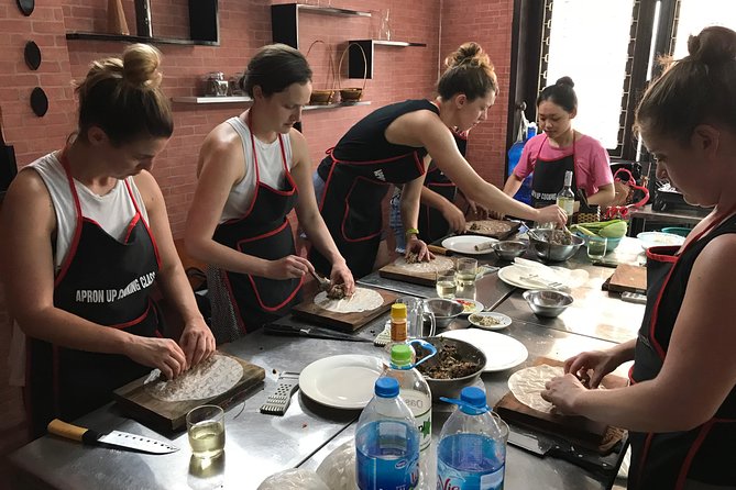 5 Traditional Dishes Hanoi Cooking Class with Market Trip - Eating your own five-course result