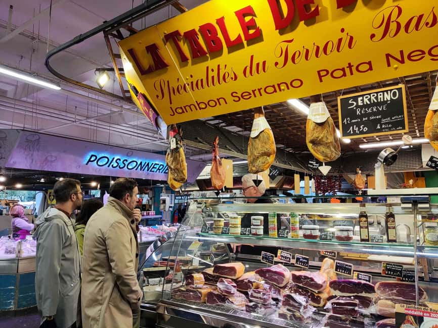 A locals's guide to Bordeaux’s historic market - The first taste: pastry and coffee in Bordeaux