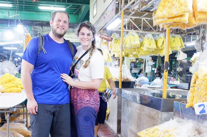 A night at the market - A tuk-tuk ride to Bangkok Old Town