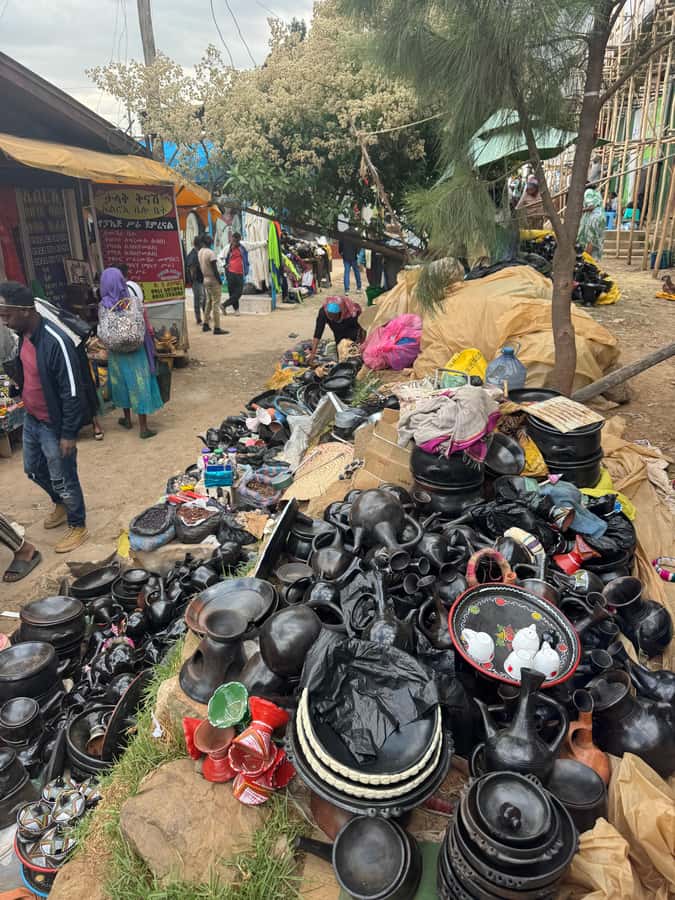 Addis Ababa: Mercato Market and Sightseeing Tour - Transport, guide style, and what the $60 covers