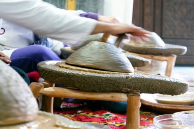 Agadir: Guided city tour with Kasbah and Souk El Had - Learning about argan oil at a women’s cooperative
