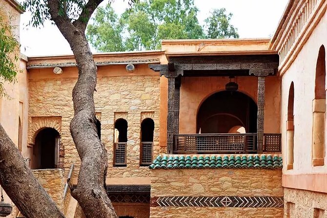 Agadir: Guided city tour with Kasbah and Souk El Had - What the private format really means