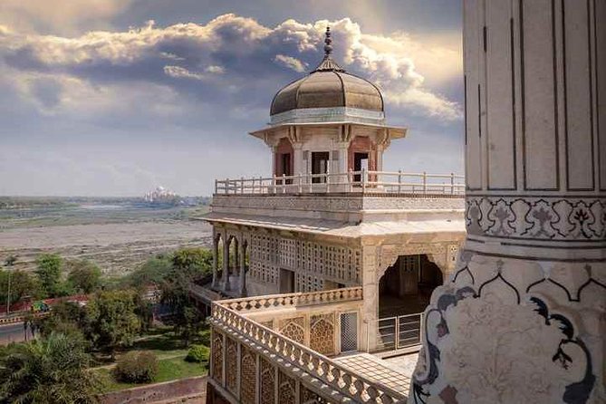 Agra: Street Food and Walk Tour with Spice Market by Tuk-Tuk - Why this short Agra tour is worth considering