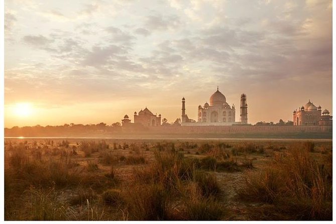 Agra: Street Food and Walk Tour with Spice Market by Tuk-Tuk - Starting in Agra with a tuk-tuk pickup