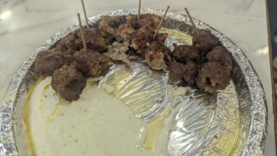 Agra: Street Food Tour with Spice Market on Tuk-Tuk Ride - Samosas, kachori, and the sweet finish