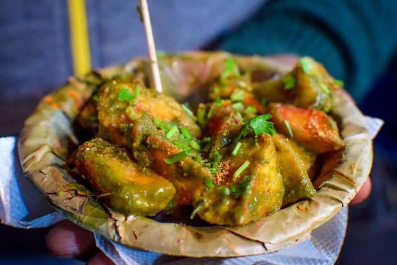 Agra: Street Food Walking Tour, Spice Market, & Tuk-tuk Ride - Jama Masjid and the Mughal side of Agra