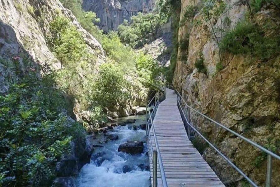 Alanya:Sapadere Canyon, Bazaar,Castle & Cleopatra Beach Tour - The 1.5-hour Alanya city break