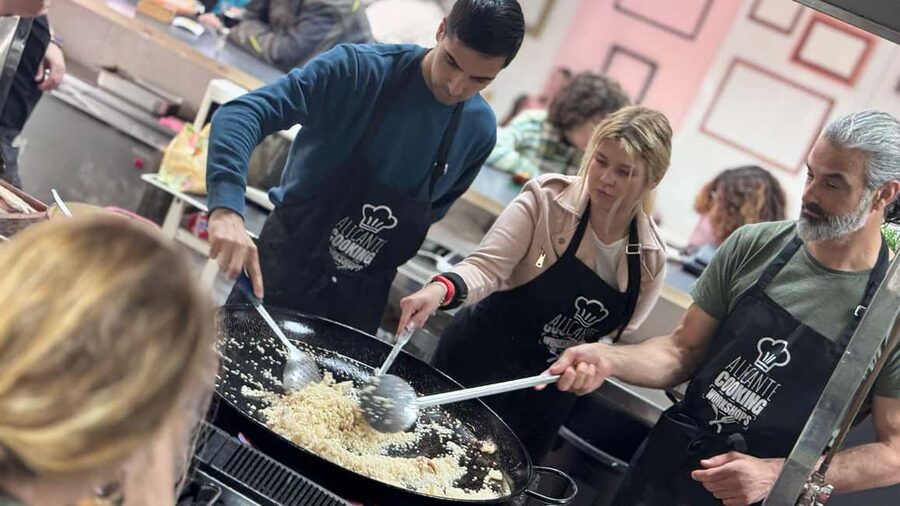 Alicante: Paella & Sangria Class with Tapas and Market Visit - Salmorreta, tapas, and the long lunch feeling
