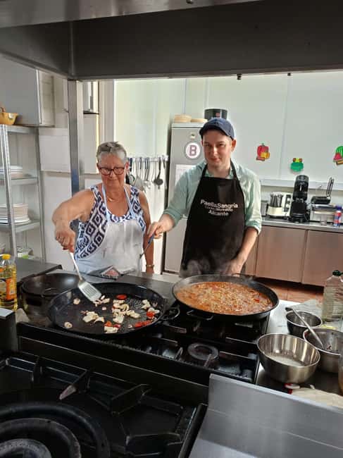 Alicante: Paella & Sangria Class with Tapas and Market Visit - Why Federico makes such a difference