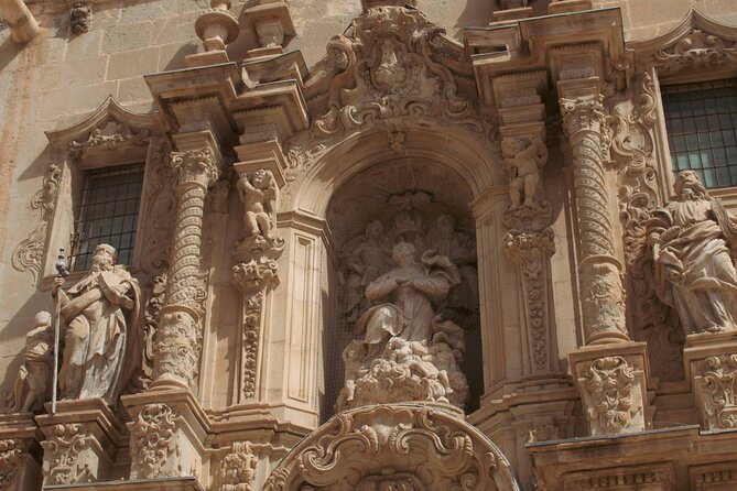 Alicante Tour: Full City, Castle, Market & Tapas Experience - Jamón ibérico, tapas, and the final drink