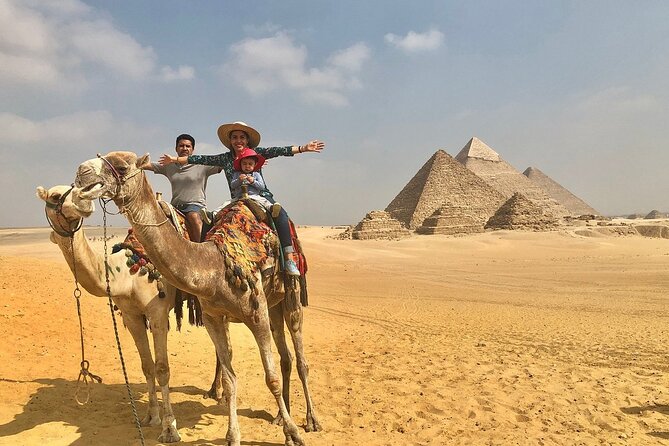 All Inclusive Day tour 8hrs Pyramids, Egyptian Museum and Khan Al-Khalili bazaar - Two hours in Khan El Khalili Bazaar