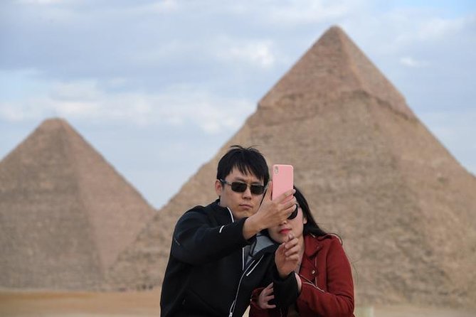 All inclusive Private Giza pyramids ,Sphinx,Museum ,Bazaar - What the $47.88 price really covers