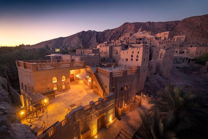 Amouage & Nizwa Full-Day Tour: Fort, Souq & Barakat Al Mouz - Lunch, coffee, and the private guide