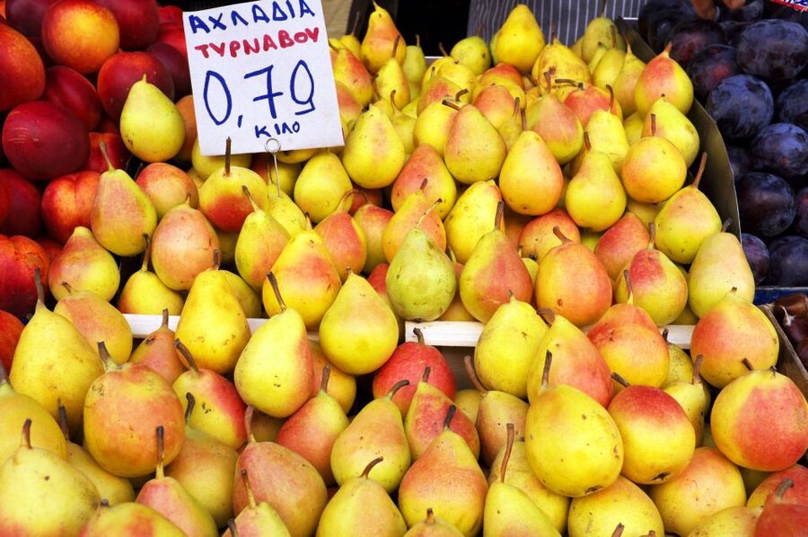 Athens: Local Markets with Artisanal Crafts Walking Tour - Geraniou Street and the multicultural center