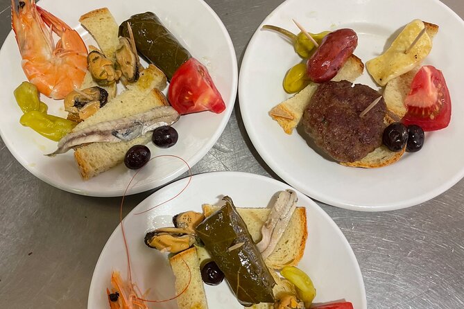 Athens Street Food Markets and Hidden Gems Experience - The focused stop at Ariana Olives
