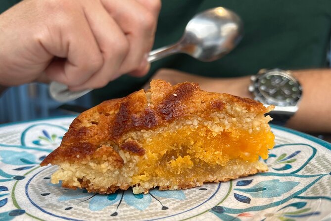 Authentic Market & Food Tour in Portimão, Algarve - Isabel’s style and the family appeal