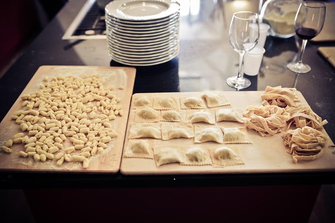 Authentic Roman Cooking Class & Market Experience - Timing, meeting point, and booking details