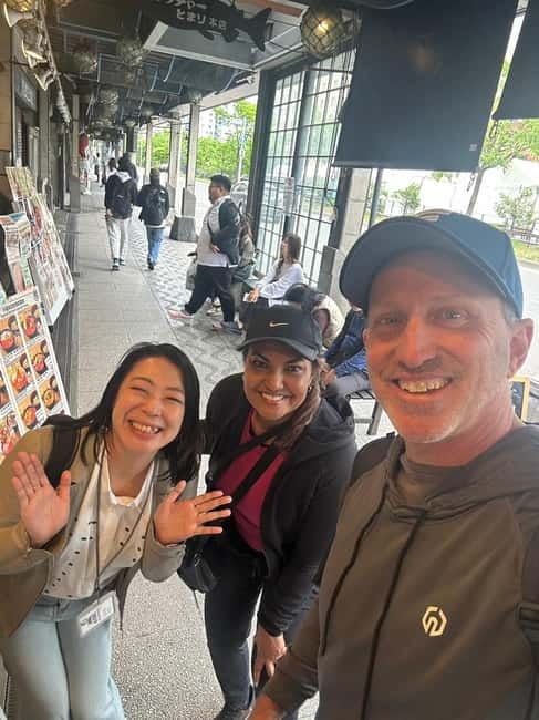 Authentic Sapporo: Nijo Market Seafood Lunch & History Tour - Crossing Sosei Bridge and visiting Hokkaido Jingu Tongu