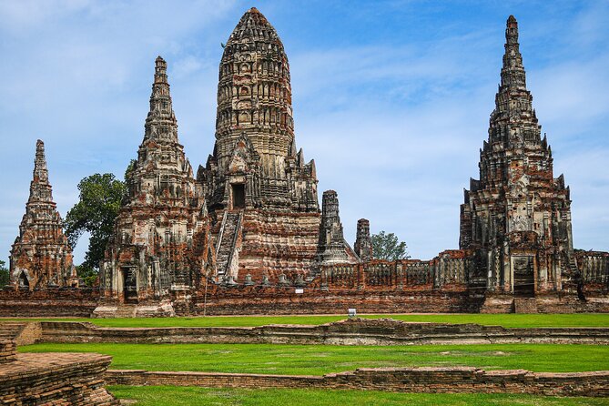 Ayutthaya Landmark Tour for Floating Market & Famous Temples - Ayothaya Floating Market for a change of pace