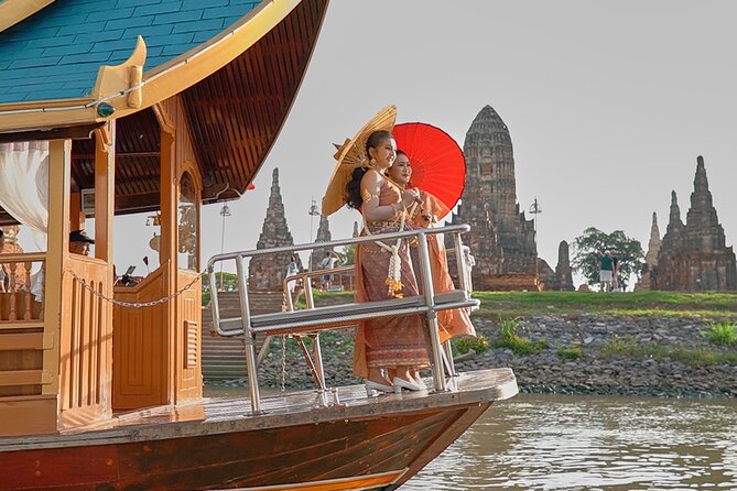 Ayutthaya Sunset Discovery, Boat Ride, Iconic Spots, Local Market - Wat Mahathat and the famous Buddha in the tree