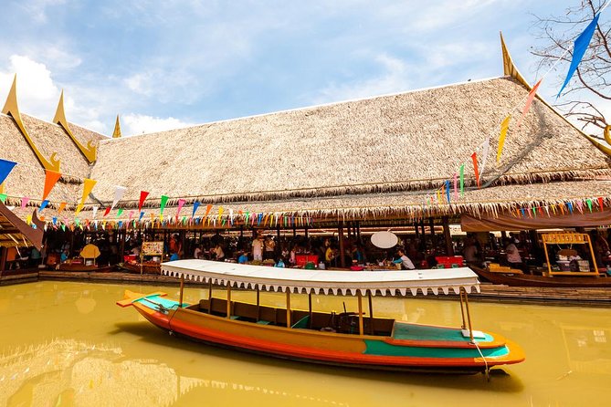 Ayutthaya Temples and Ayothaya Floating Market From Bangkok - Transport, group size, and the practical rhythm