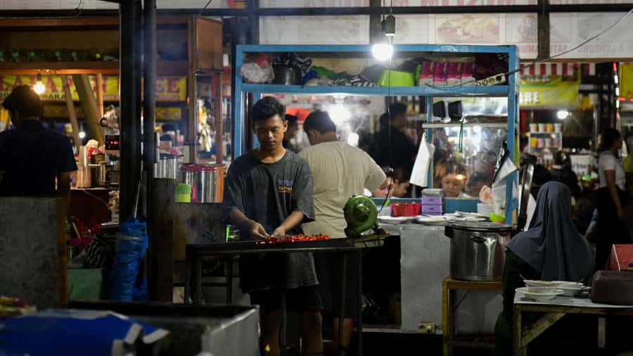 Bali: Denpasar Market Food Tour with 7 Tastings Must-Try - A real market, not a staged food attraction
