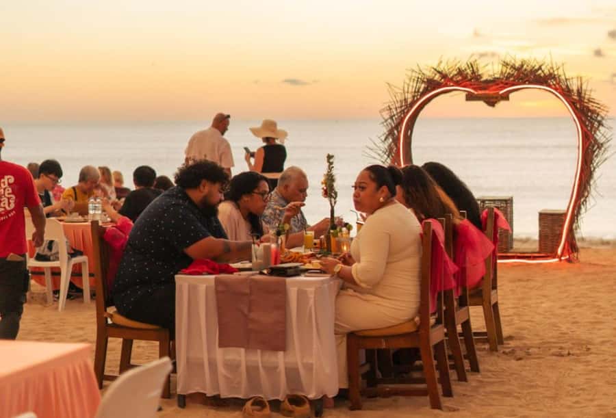 Bali: Jimbaran Seafood Market Tour with Sunset Dinner - Jimbaran Market: choosing dinner from the day’s catch