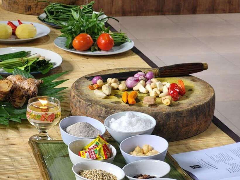 Balinese cooking class/Go shopping at the market, cook, eat - The morning market stop, from 7:00 to 8:00 pickup