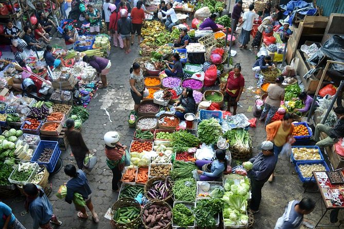 Balinese Cooking class with traditional morning market visit - Welcoming village life in Laplapan