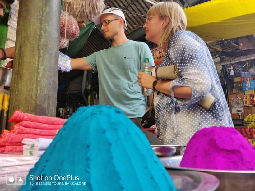 Bangalore: Food Street Walk and a colourful bazaar - Local livelihoods and the operator