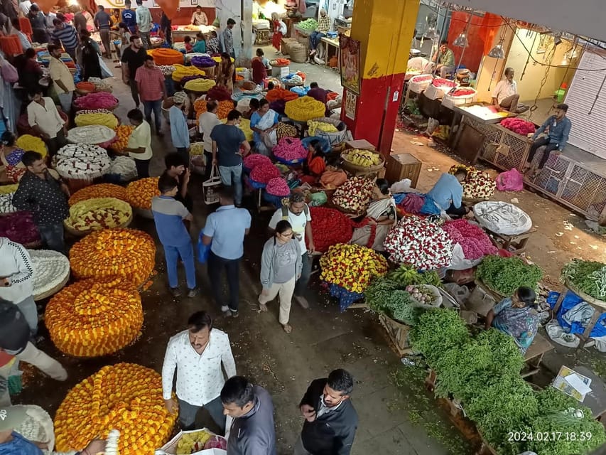 Bangalore- Food street walk and market visit in evening - What to expect inside the wholesale market