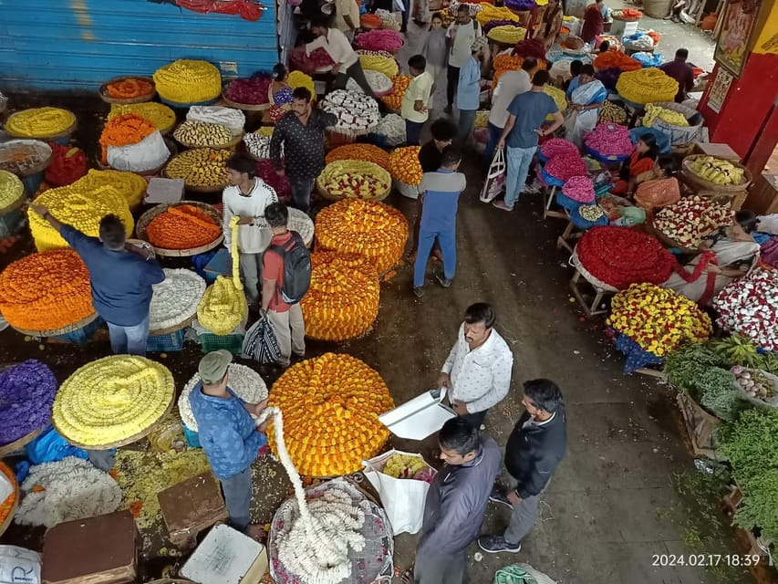 Bangalore- Food street walk and market visit in evening - The short Metro ride to VV Puram