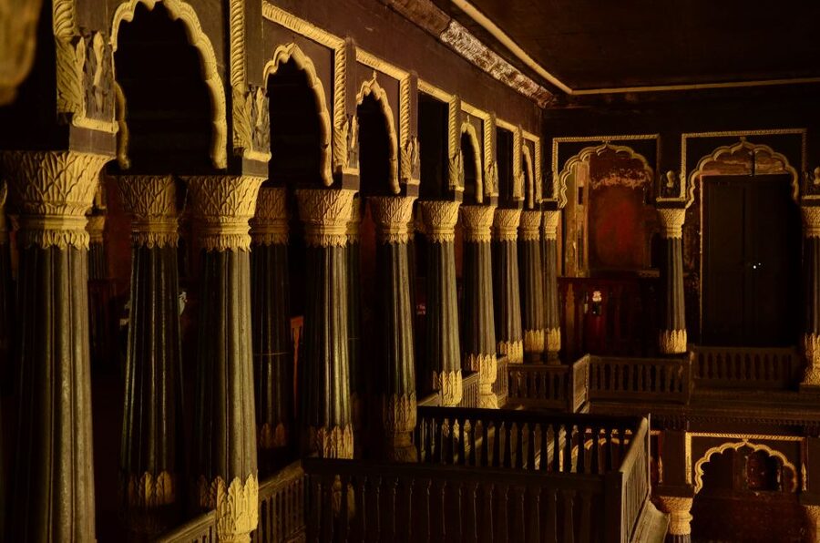 Bangalore: Walking Tour of Fort, Palaces, and Market - Meeting at Kempegowda Road