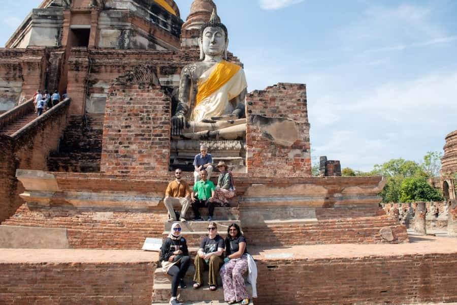 Bangkok: Ayutthaya, Railway & Floating Markets Full-Day Tour - Wat Yai Chai Mongkhon and Ayutthaya’s first look