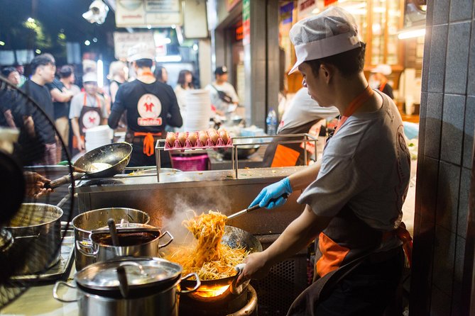 Bangkok by Night: Temples, Markets and Food Tuk-Tuk Tour - Chinatown brings the tour to a lively finish