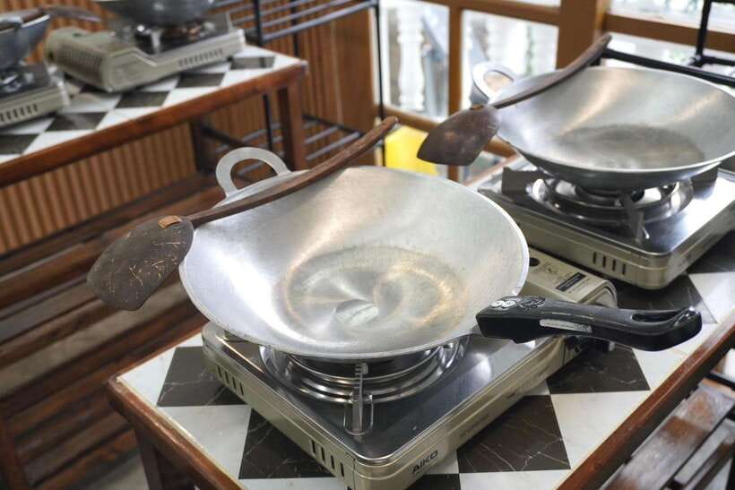 Bangkok Cooking Class : Traditional Thai dishes&Market Trip - What the $38 price really covers
