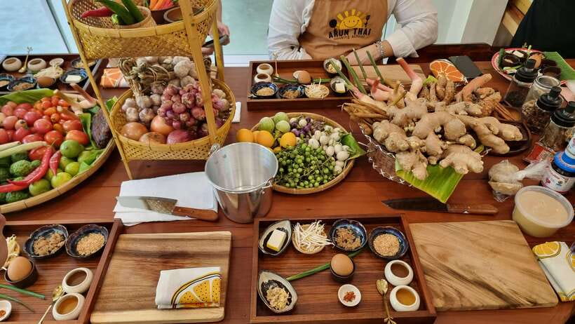 Bangkok: Cooking Class + Tuk Tuk Ride + Market Tour - Who should book this class?