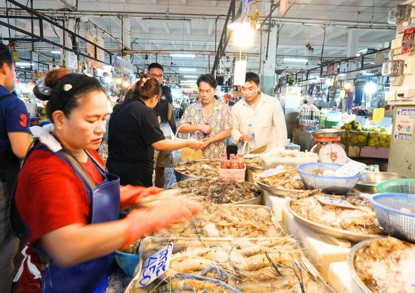 Bangkok: Cooking Class + Tuk Tuk Ride + Market Tour - Why this Bangkok food experience works
