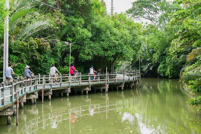 Bangkok Cycling Tour Khlong Toei Market and Bang Krachao Island - Starting at Khlong Toei Market at 8 a.m.