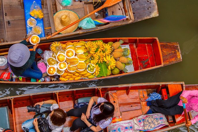 Bangkok: Damnoen Saduak and Maeklong Railway Market Japanese tour - The coconut sugar connection