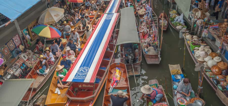 Bangkok: Floating & Maeklong Markets Tour by Private Charter - Wat Bang Kung offers a quieter break
