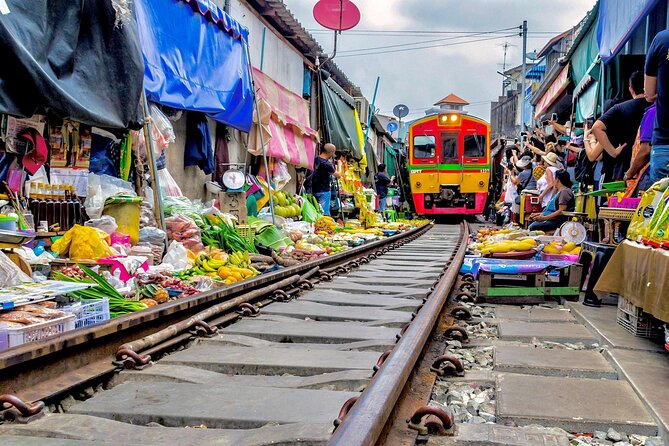 Bangkok: Floating Market and Train Market Experience - Five things to know before you book