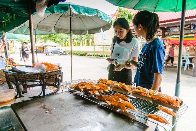 Bangkok Floating Market & Boat Ride to an Orchid Farm - Timing, pickup, and getting there