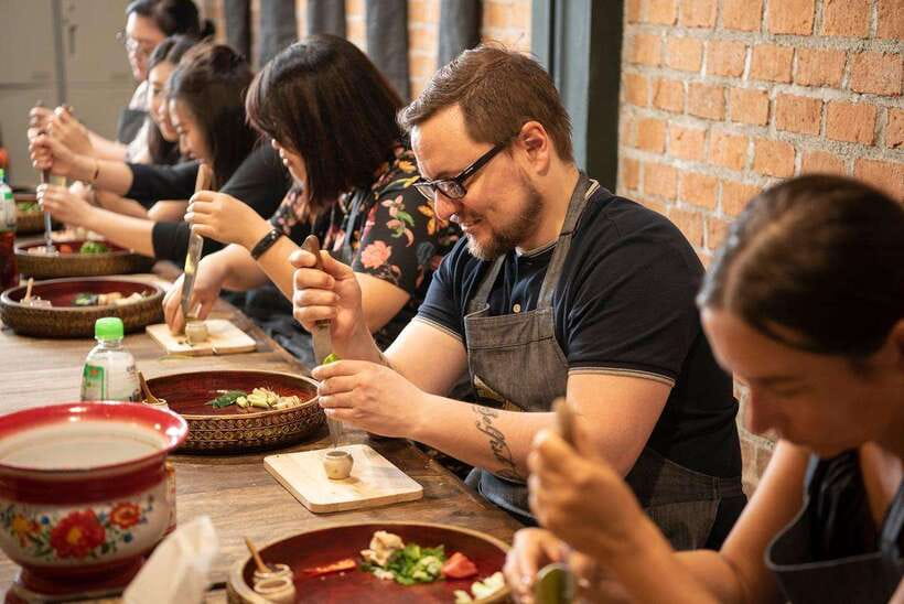 Bangkok: Hands-on Thai Cooking Class and Market Tour - Four dishes, cooked one at a time