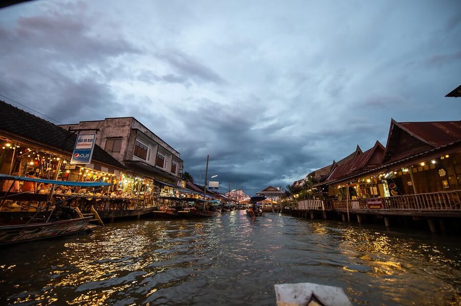 Bangkok: Maeklong Railway Market and Amphawa Floating Market - The salt farm cafe stop